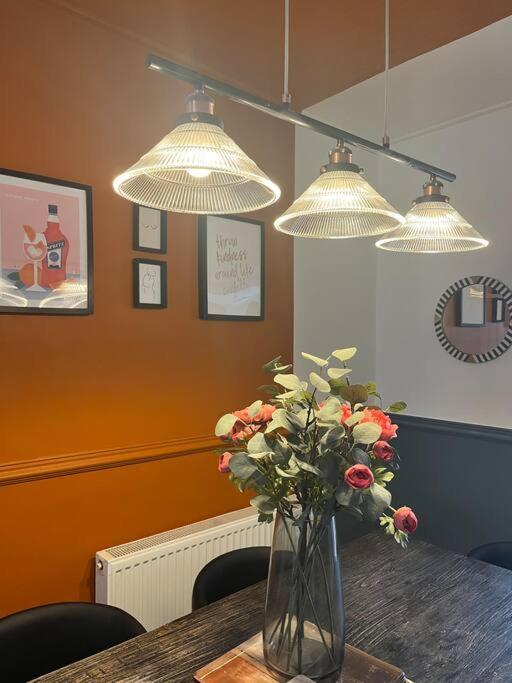 Lobster Cottage - Stylish 3 Bedroom Cottage In Heart Of Tenby Town, Pembrokeshire 외부 사진