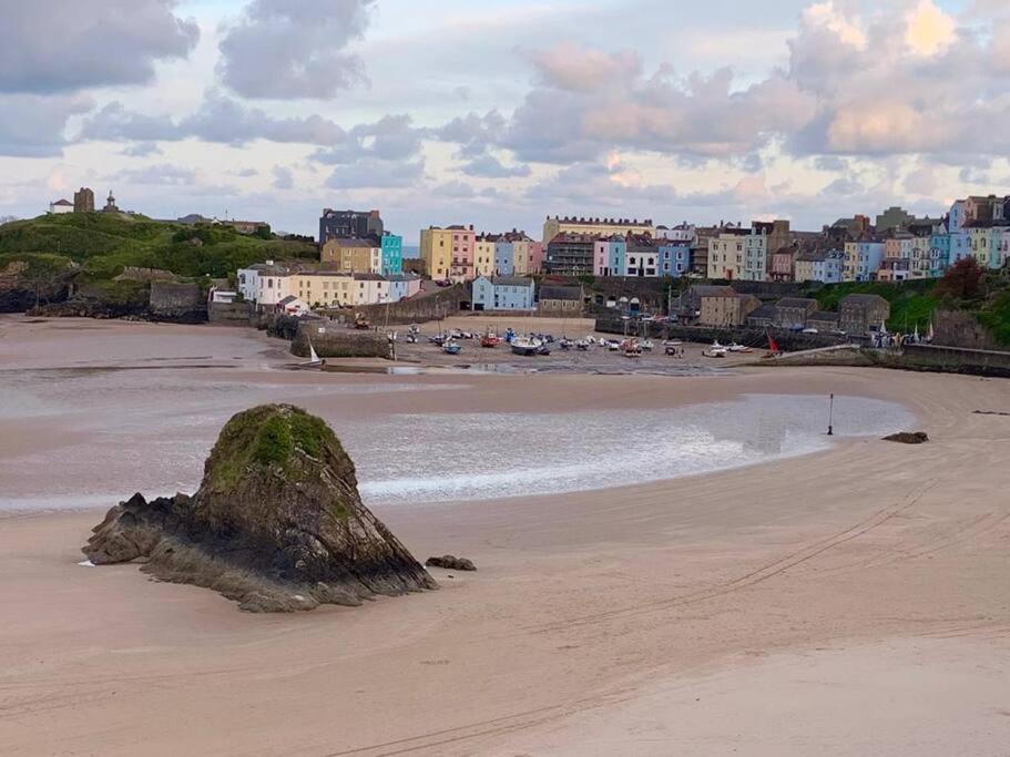 Lobster Cottage - Stylish 3 Bedroom Cottage In Heart Of Tenby Town, Pembrokeshire 외부 사진
