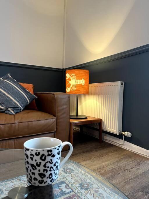 Lobster Cottage - Stylish 3 Bedroom Cottage In Heart Of Tenby Town, Pembrokeshire 외부 사진